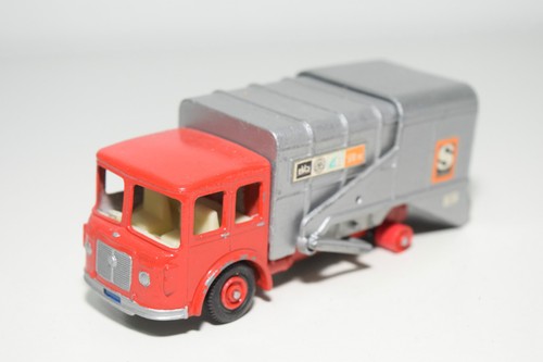 Camion poubelle matchbox - camion,